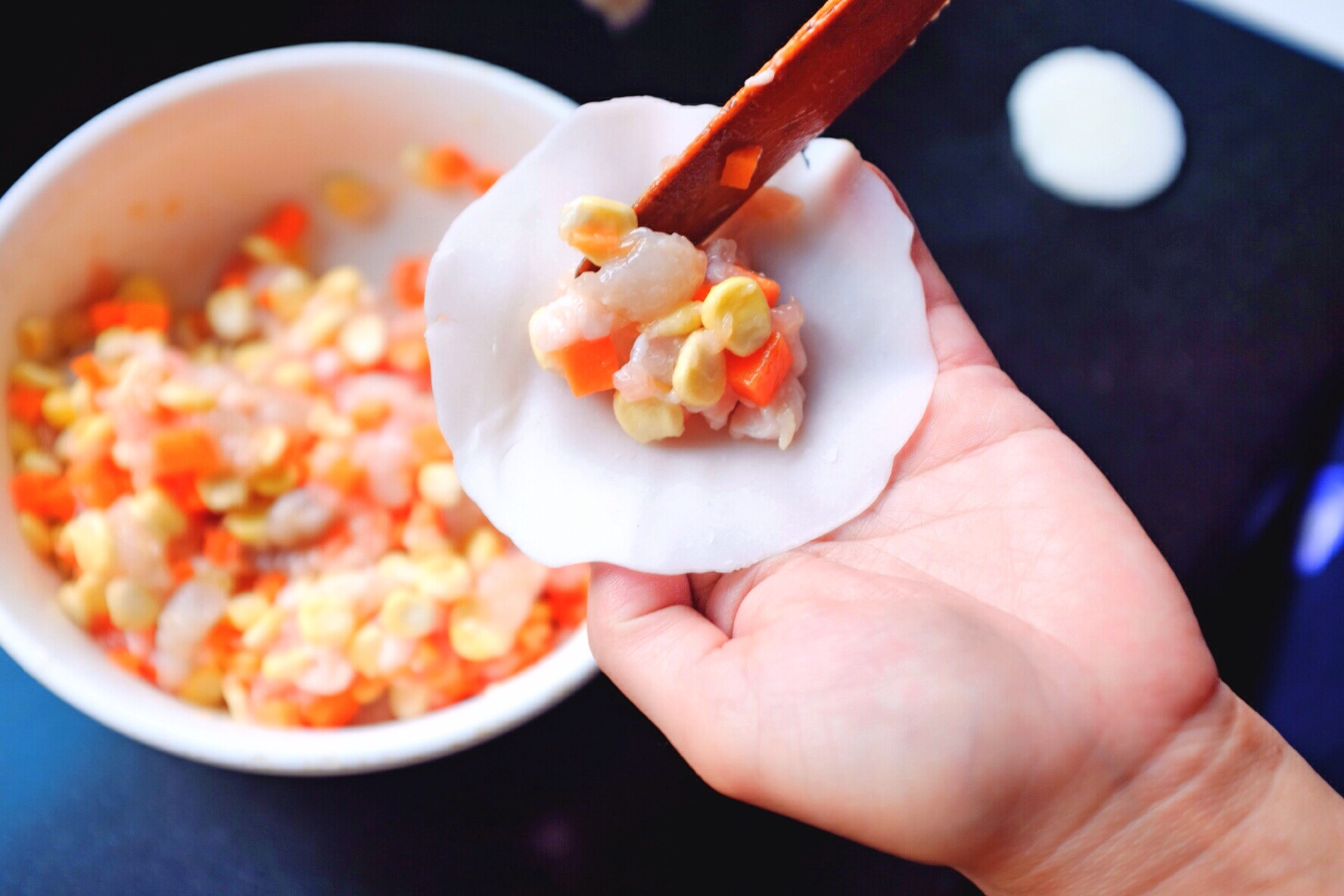 玉米饺子的做法_【图解】玉米饺子怎么做如何做好吃_玉米饺子家常做法大全_tellmey_豆果美食