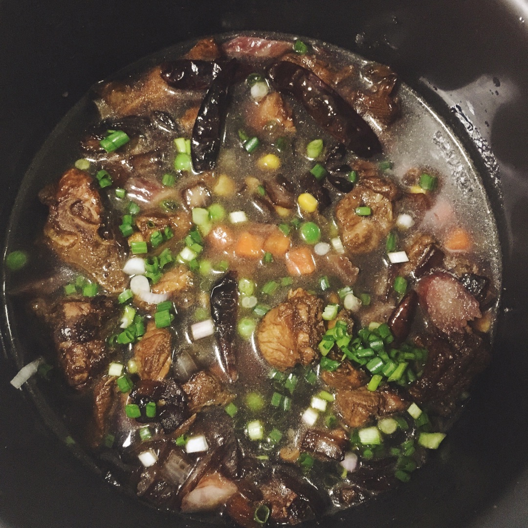 红烧排骨腊肠焖饭#美的初心电饭煲#的做法图解12