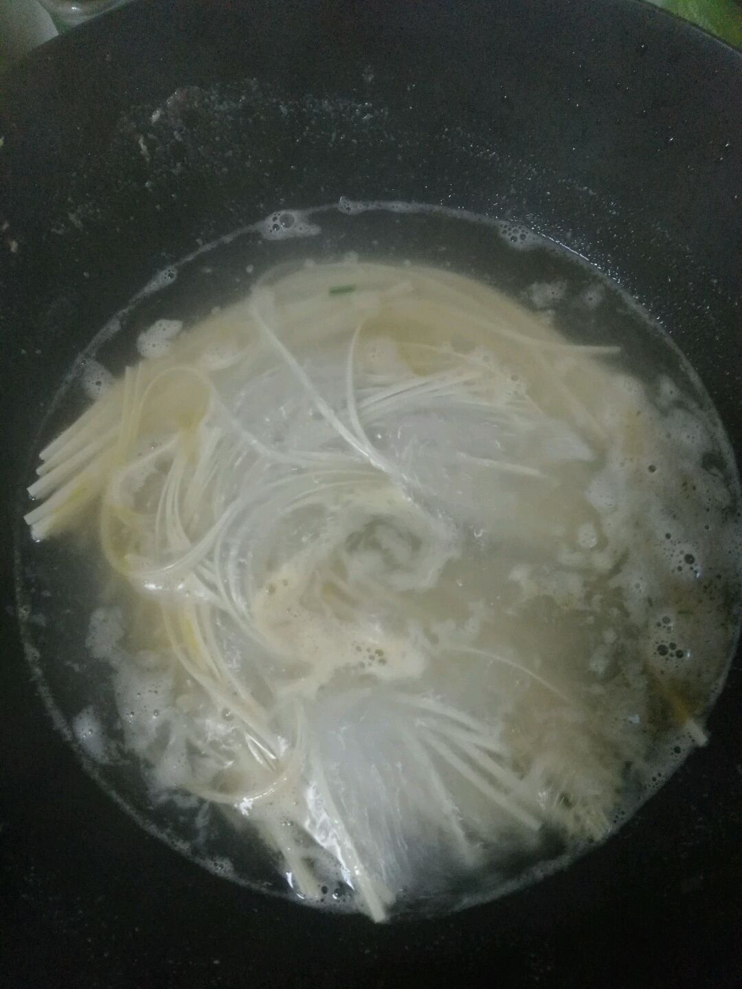 ,Լ