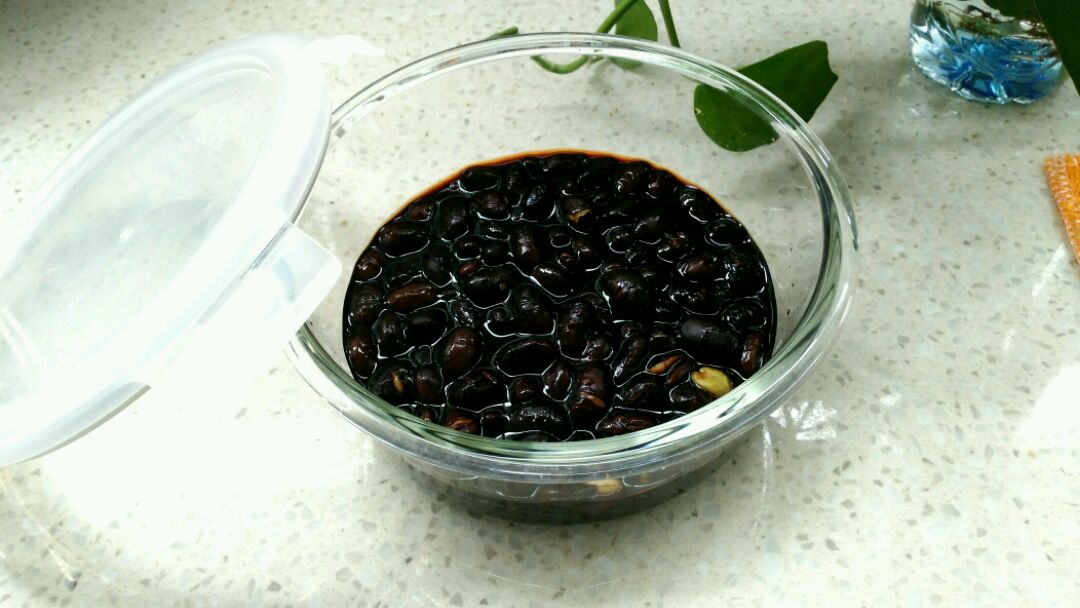 醋泡黑豆