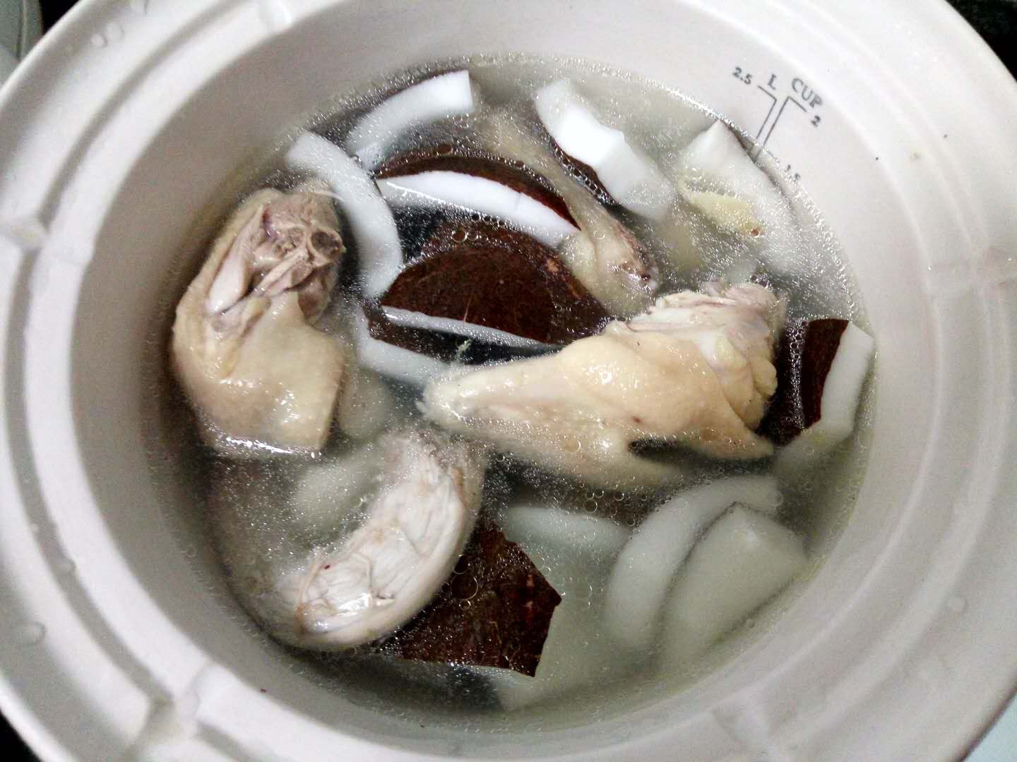 椰子炖鸡