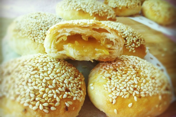 蟹壳黄酥饼的做法