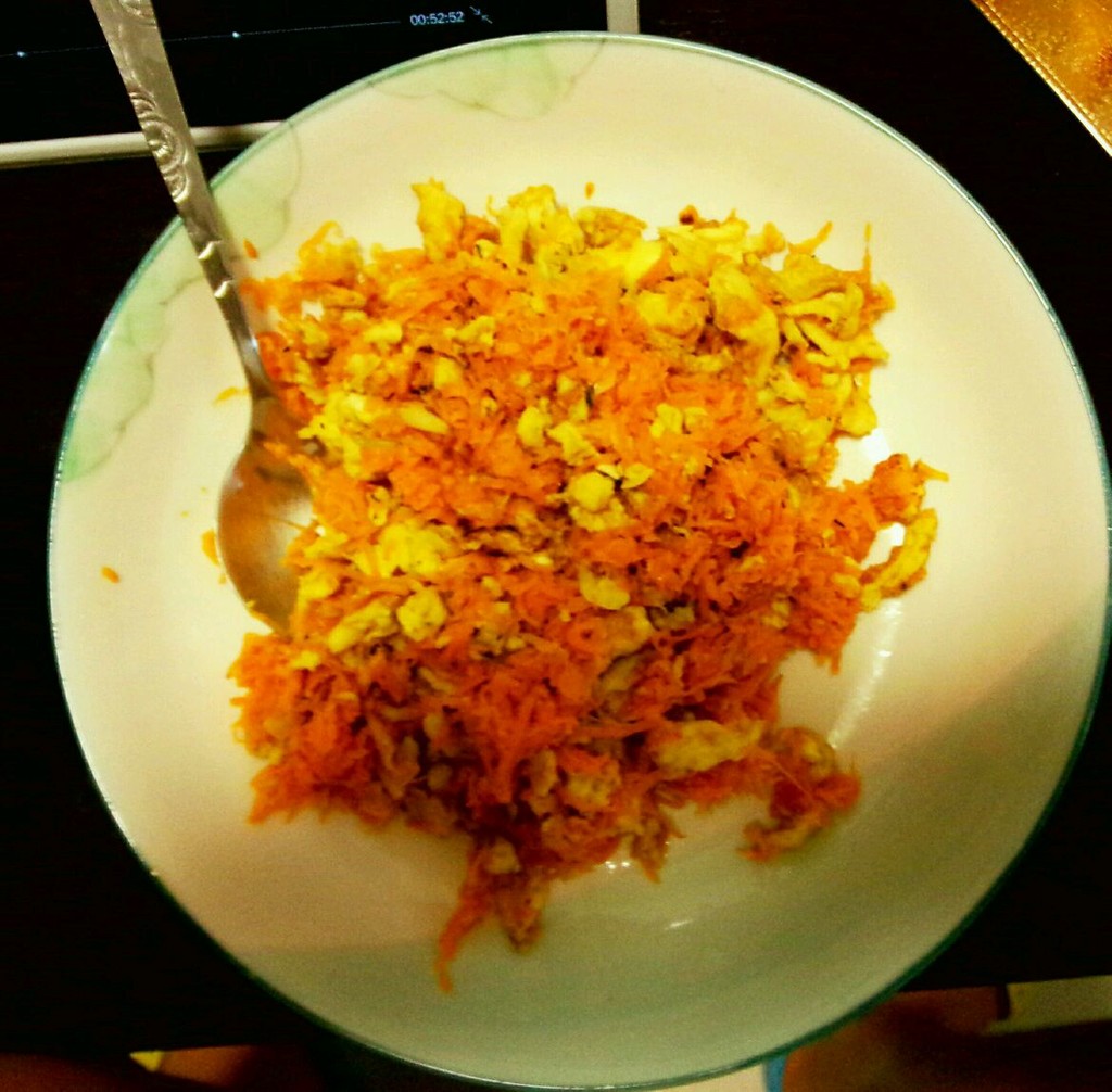 胡萝卜鸡蛋馅包子怎么做_胡萝卜鸡蛋馅包子的做法_豆果美食