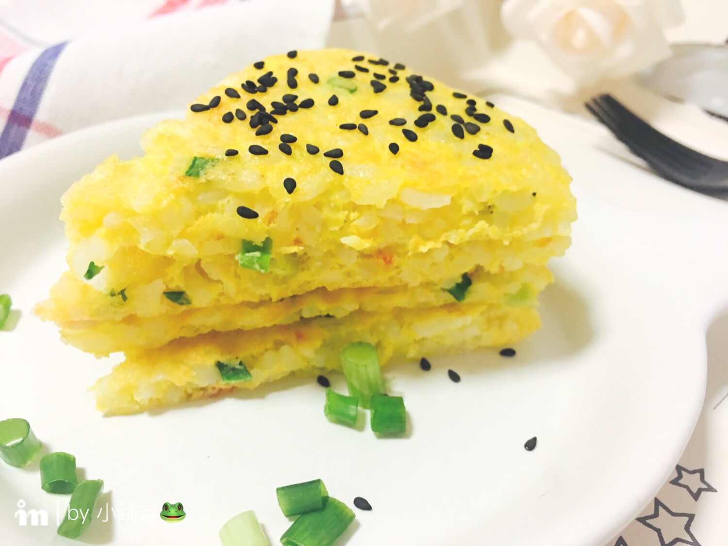 米饭鸡蛋饼怎么做_米饭鸡蛋饼的做法_小主丁丁_豆果美食