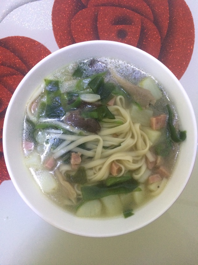海鲜味的汤面