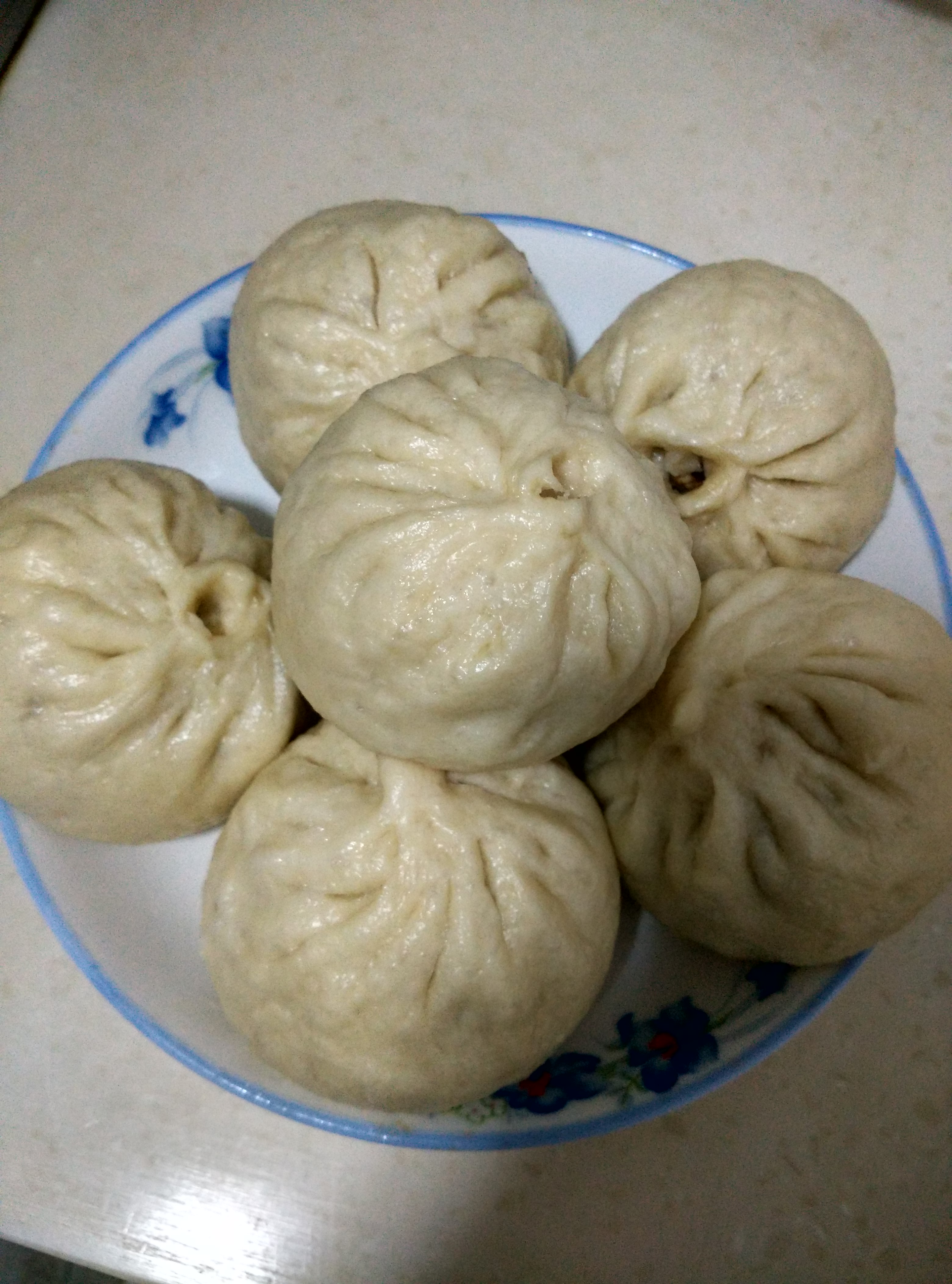 梅菜包子