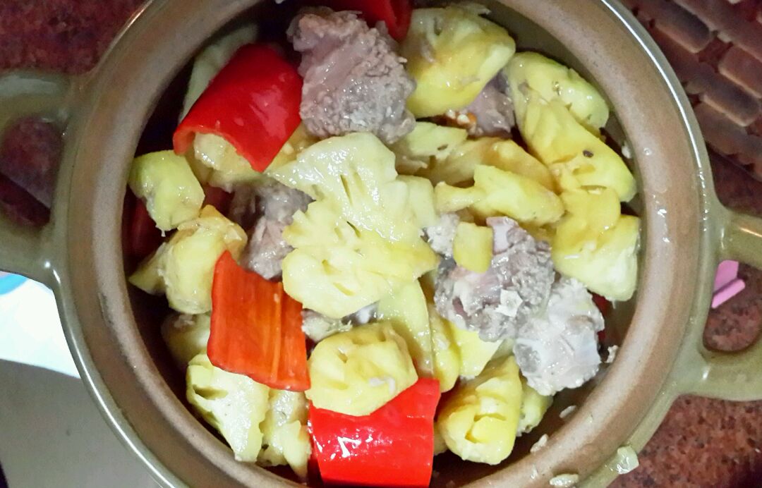酸酸甜甜#开胃菠萝排骨煲