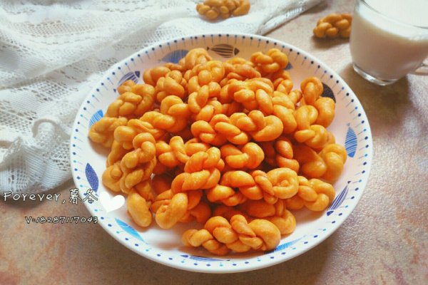 酥脆小麻花的做法_【图解】酥脆小麻花怎么做