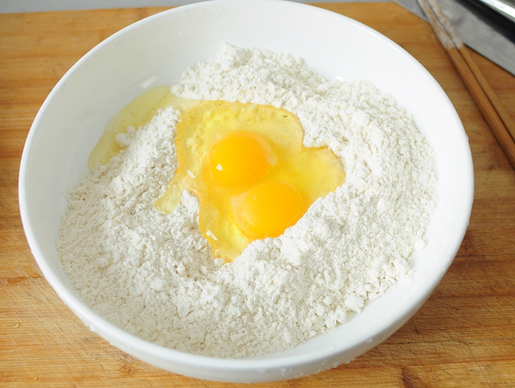 鸡蛋疙瘩汤的做法