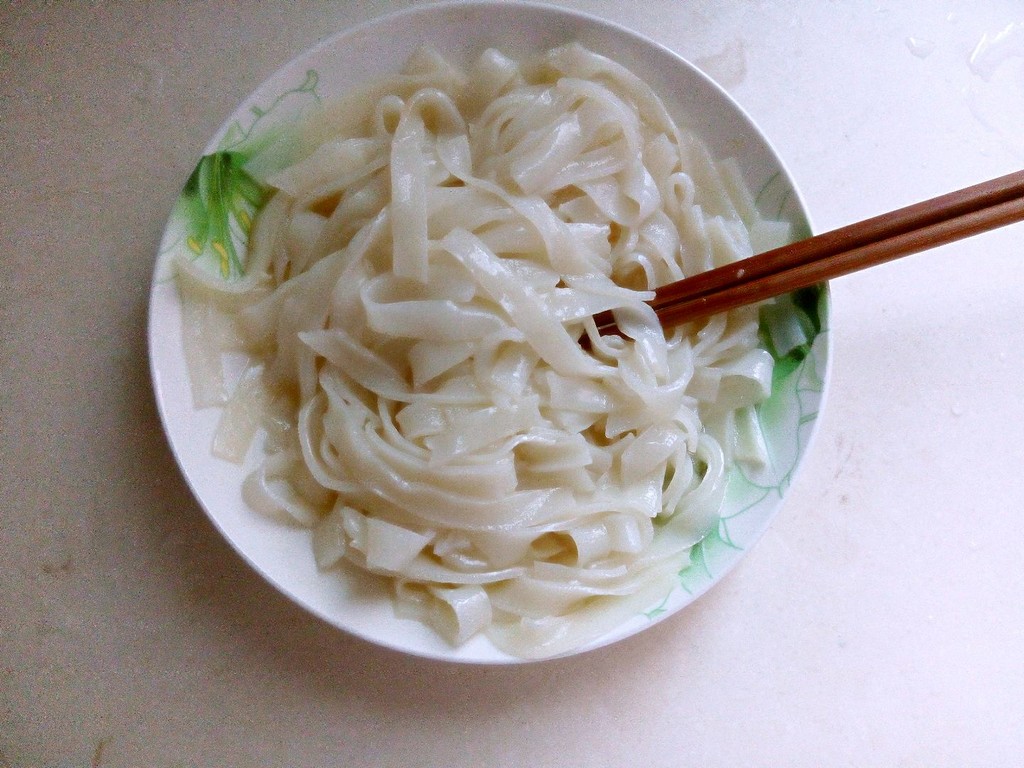 懒人早餐-高汤蒸河粉怎么烧