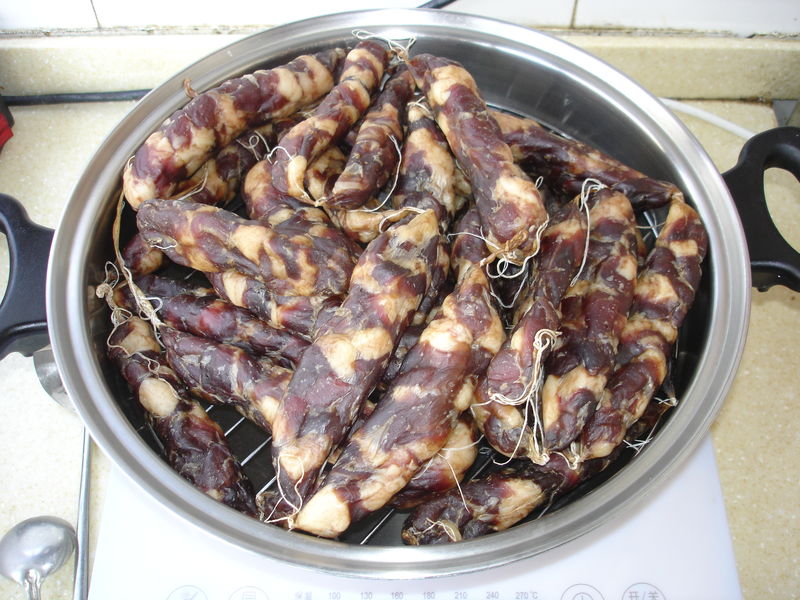 哈尔滨腊肠的做法_【图解】哈尔滨腊肠怎么做