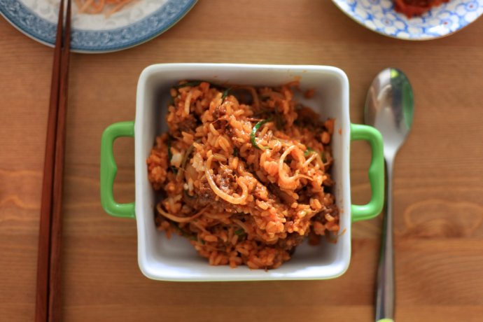 韩式石锅拌饭