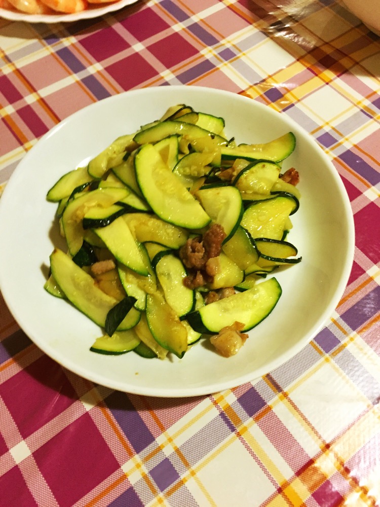 小南瓜炒肉丝