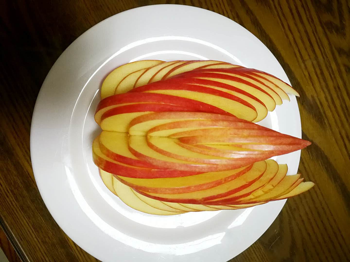 天鹅苹果花式苹果2种花式切苹果方法