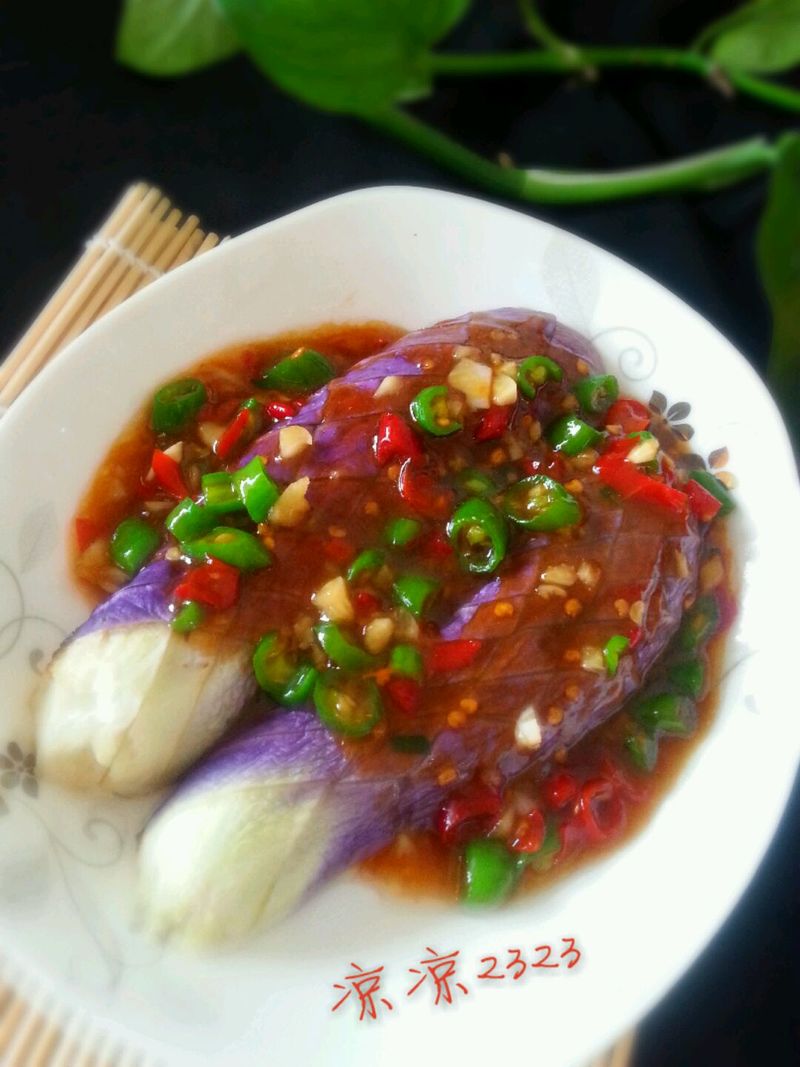 青红辣椒蒸茄子