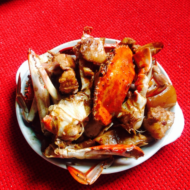 螃蟹红烧肉