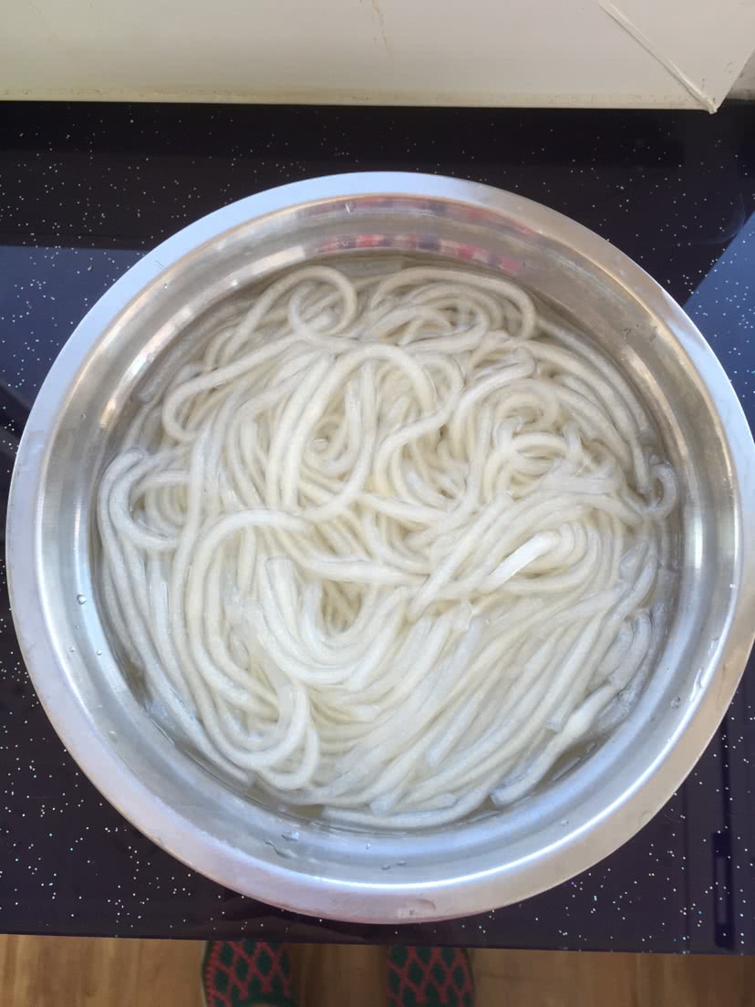酸菜粉条的做法图解1