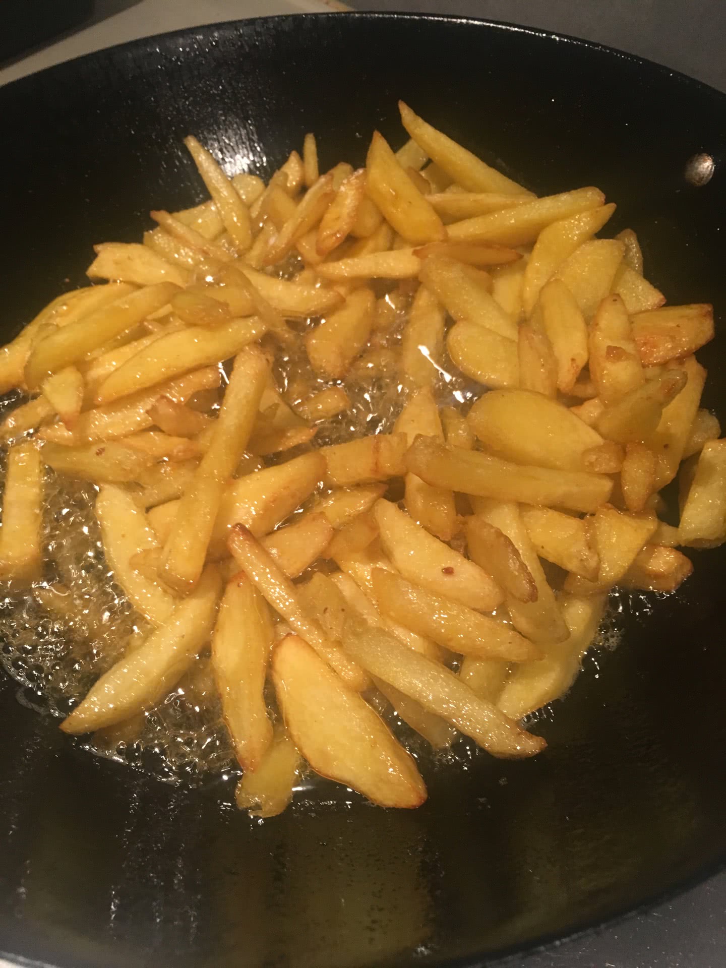 炸土豆,比外面弄的好吃多了,脆脆的