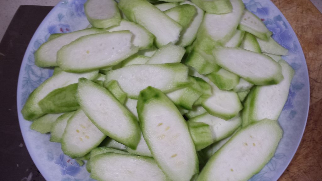 凉拌丝瓜片