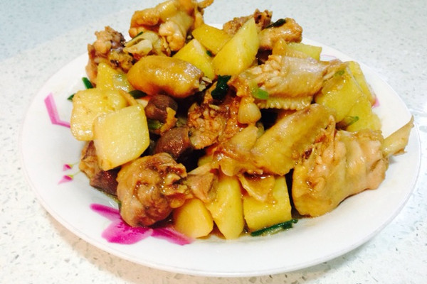 土豆焖鸡