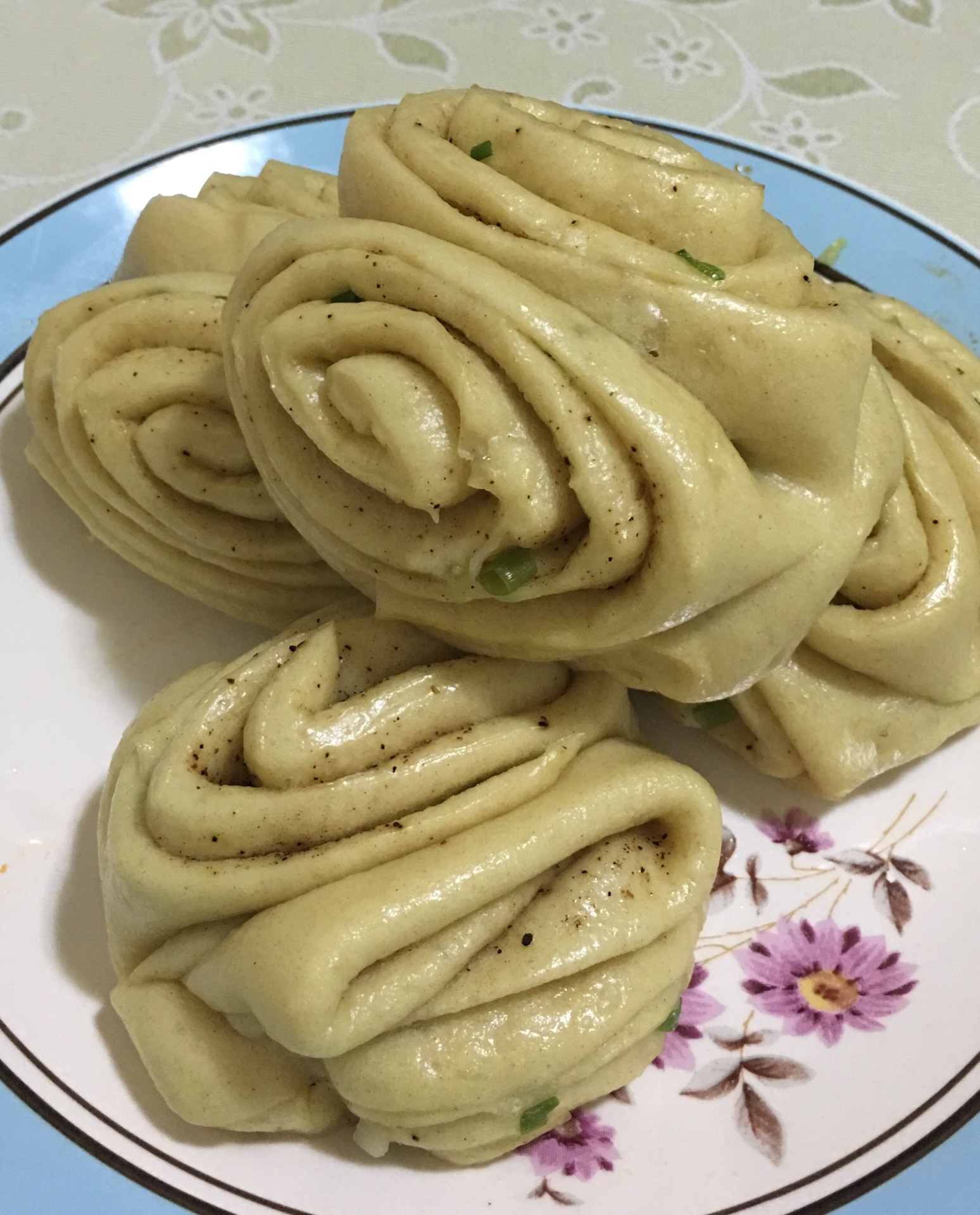 椒盐葱油花卷