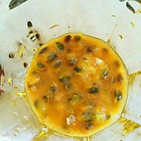 自制百香果蜜的做法_【图解】自制百香果蜜怎