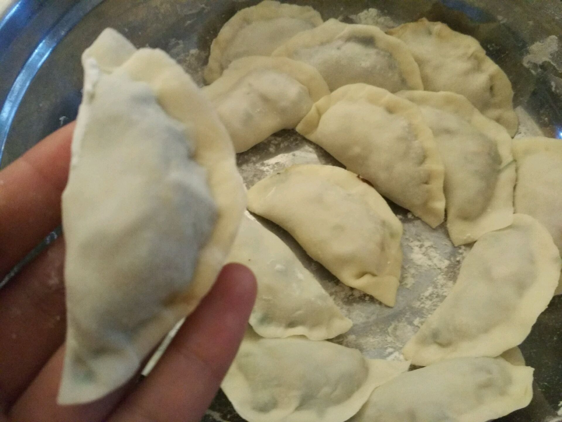香菇香菜猪肉水饺的做法图解6