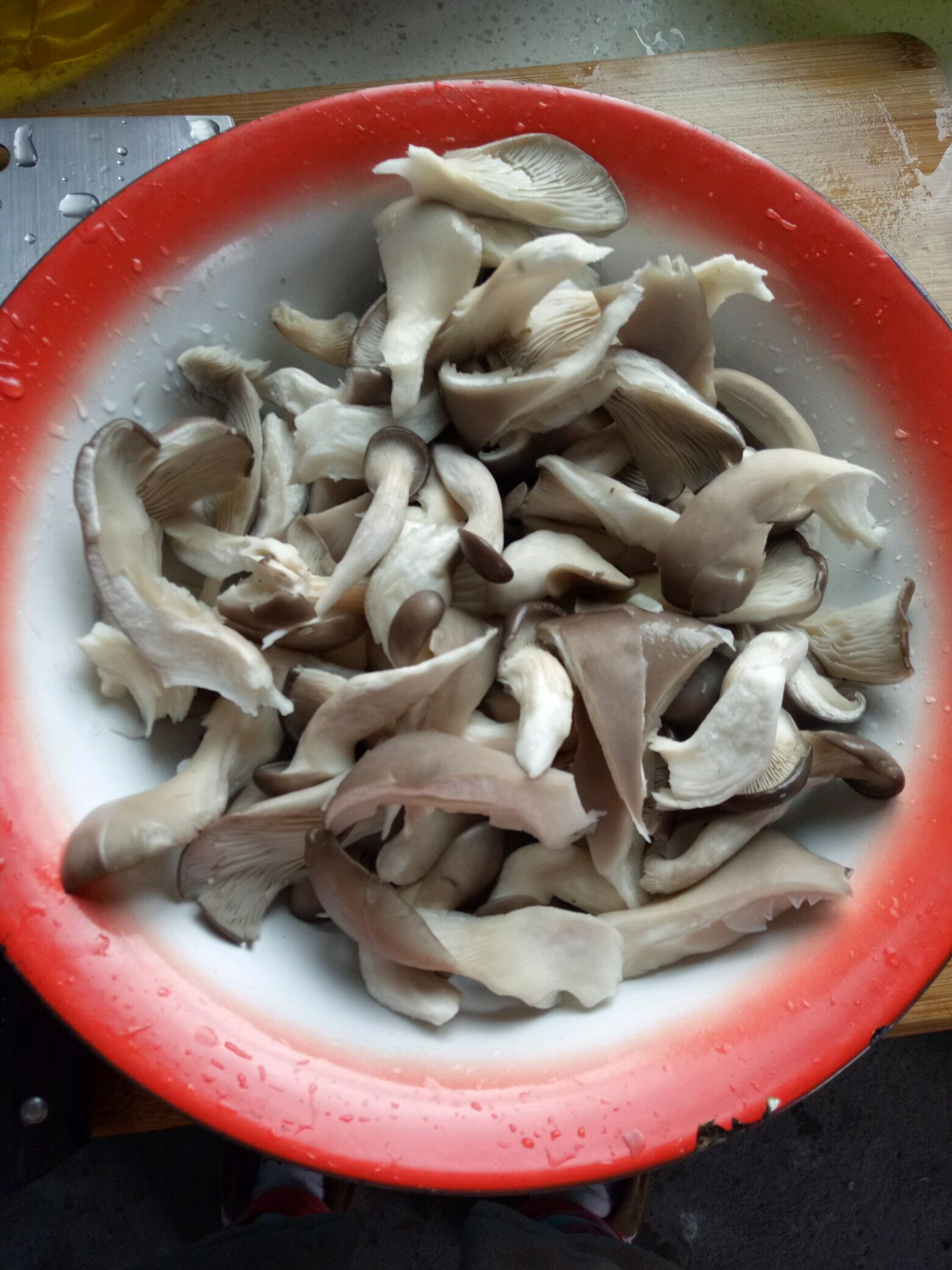 清炒蘑菇怎么做_清炒蘑菇的做法_豆果美食