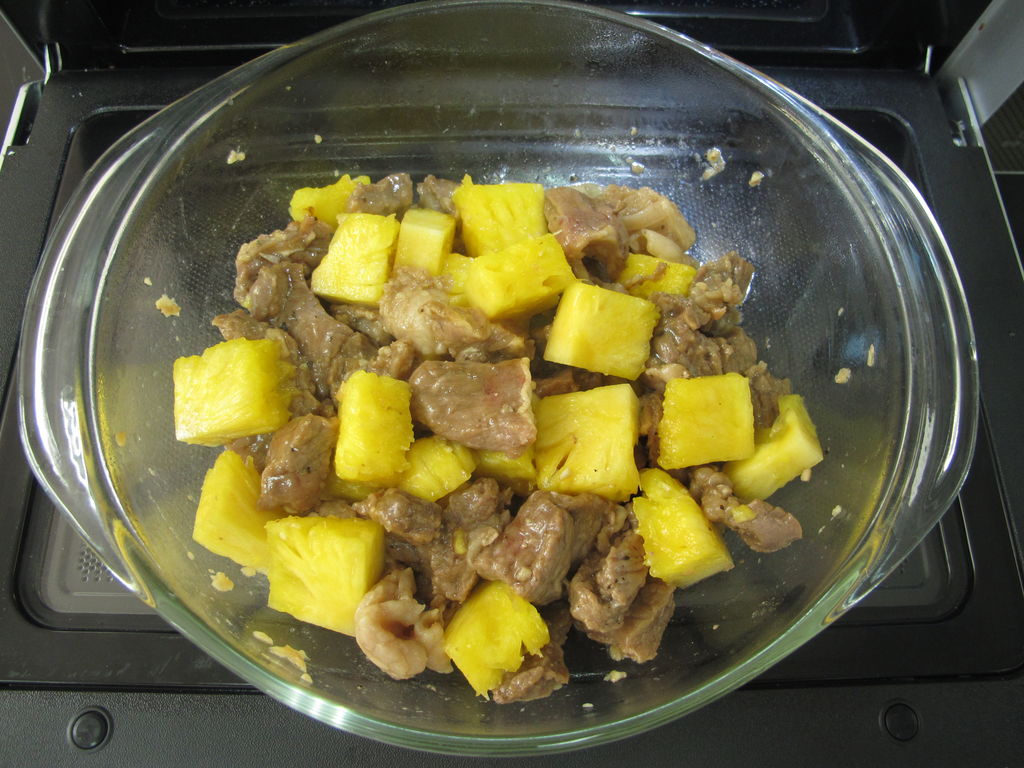 菠萝牛肉怎么做_菠萝牛肉的做法_豆果美食