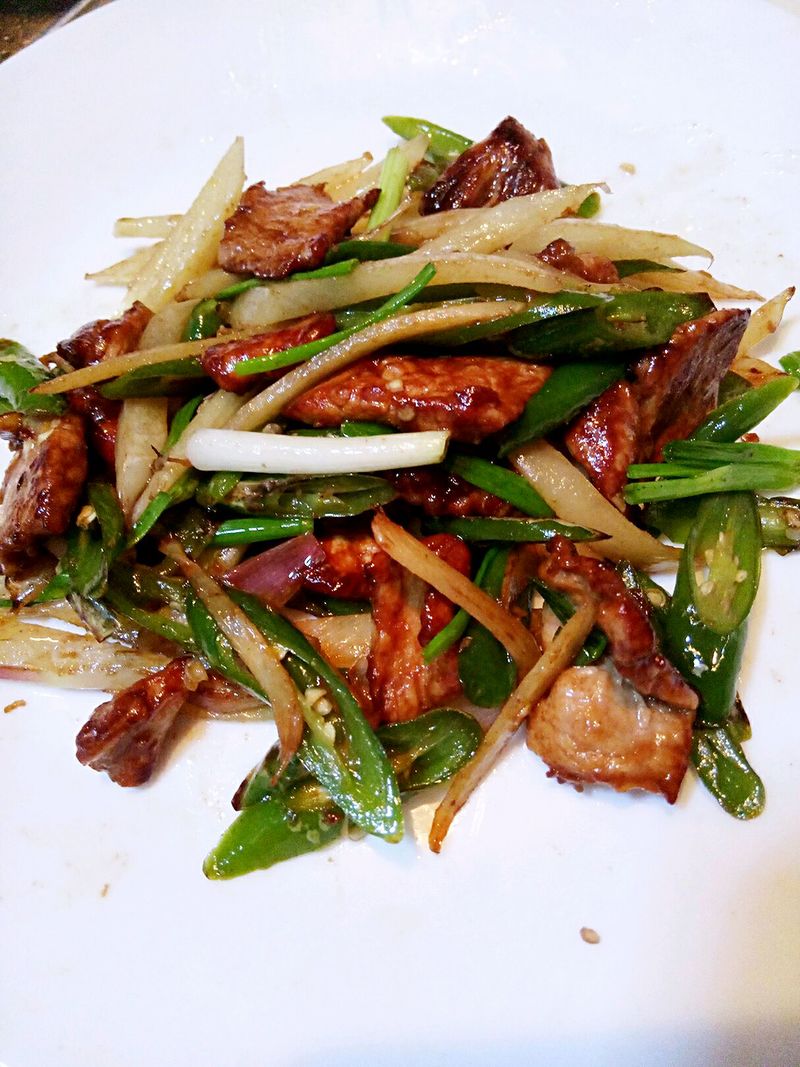 重庆江湖菜,让随性炒菜到极致!发挥买鸡胸肉需要多少钱图片