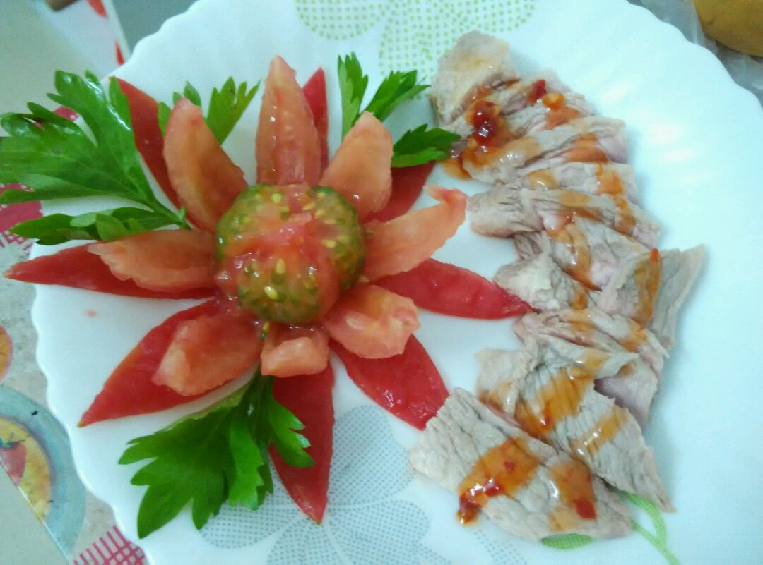 菜盘装饰之番茄开花的做法