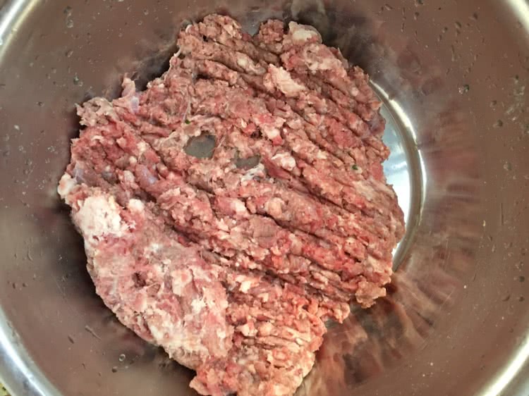 冬日滋补肃南羊肉馅饺子