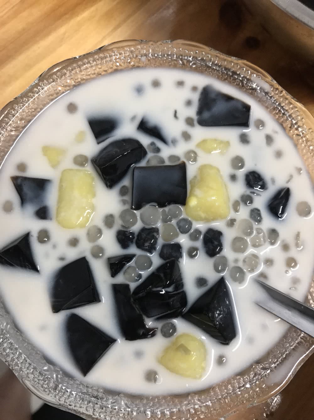 Բɲ