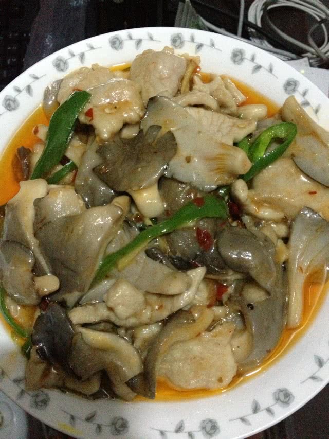 平菇炒肉片激光祛斑能吃金针菇吗图片
