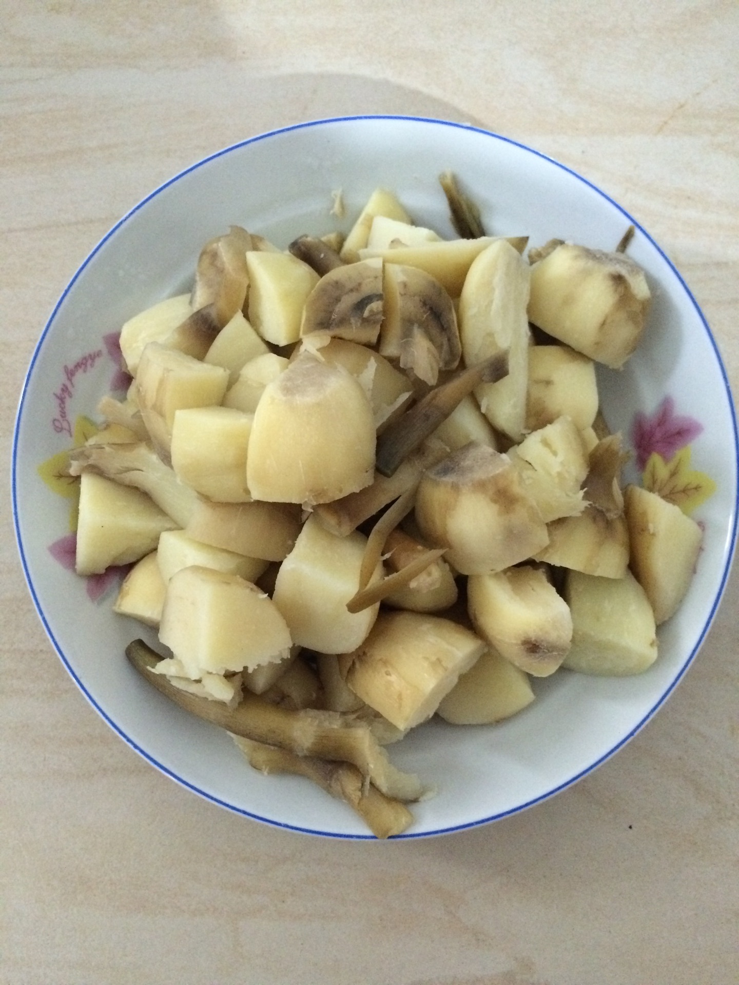 猴头菇养胃汤怎么做_猴头菇养胃汤的做法_阿阿阿宜_豆果美食
