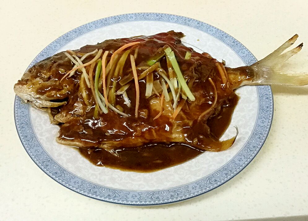 红烧菜品完整的留样鲳鱼记录图片