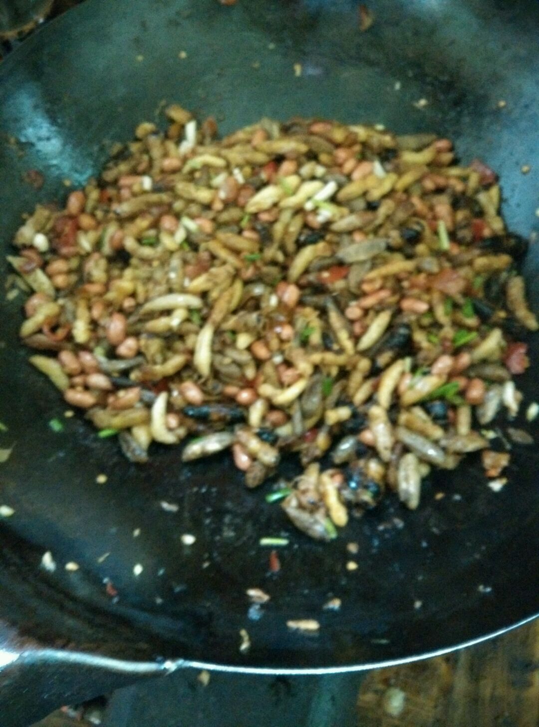 椒盐小蜂蛹怎么做_椒盐小蜂蛹的做法_豆果美食