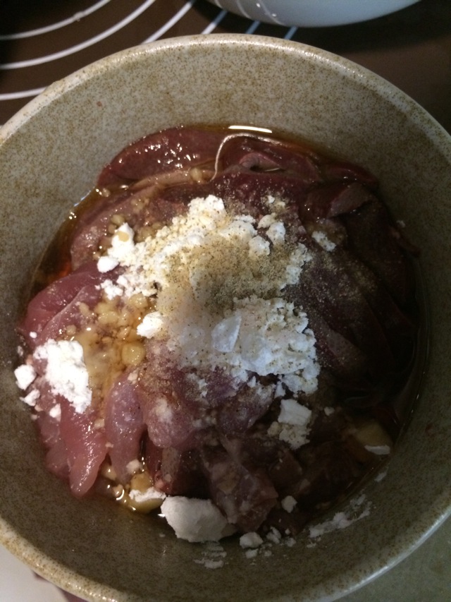 枸杞叶猪肝瘦肉汤