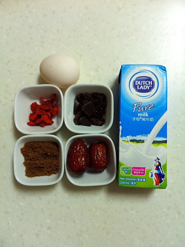 牛奶鸡蛋炖阿胶