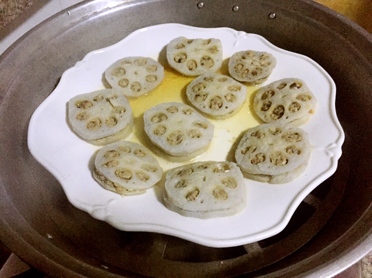 蒸藕夹