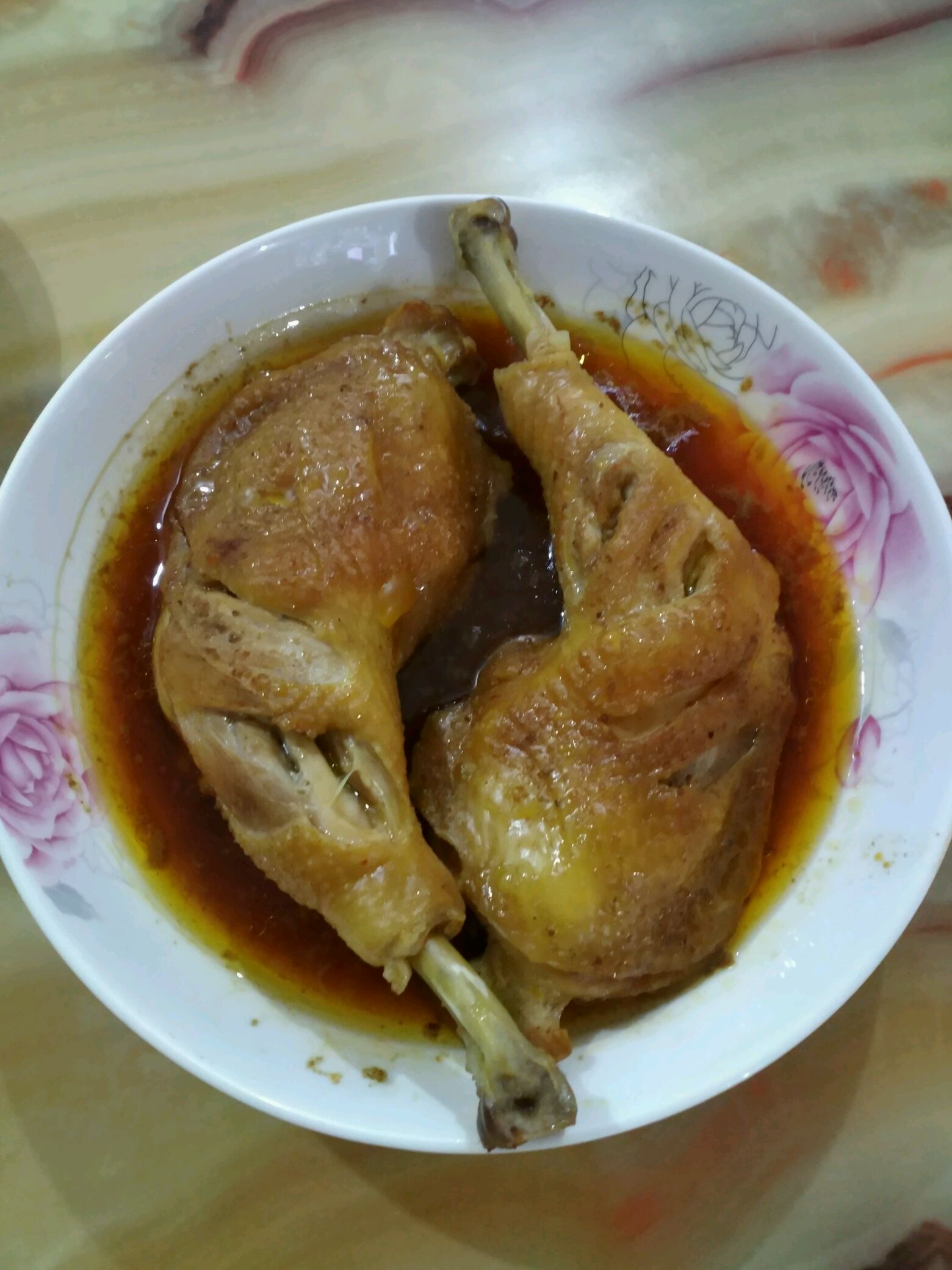嫩滑鸡腿的做法