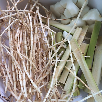 清甜滋润竹马蹄矛根水
