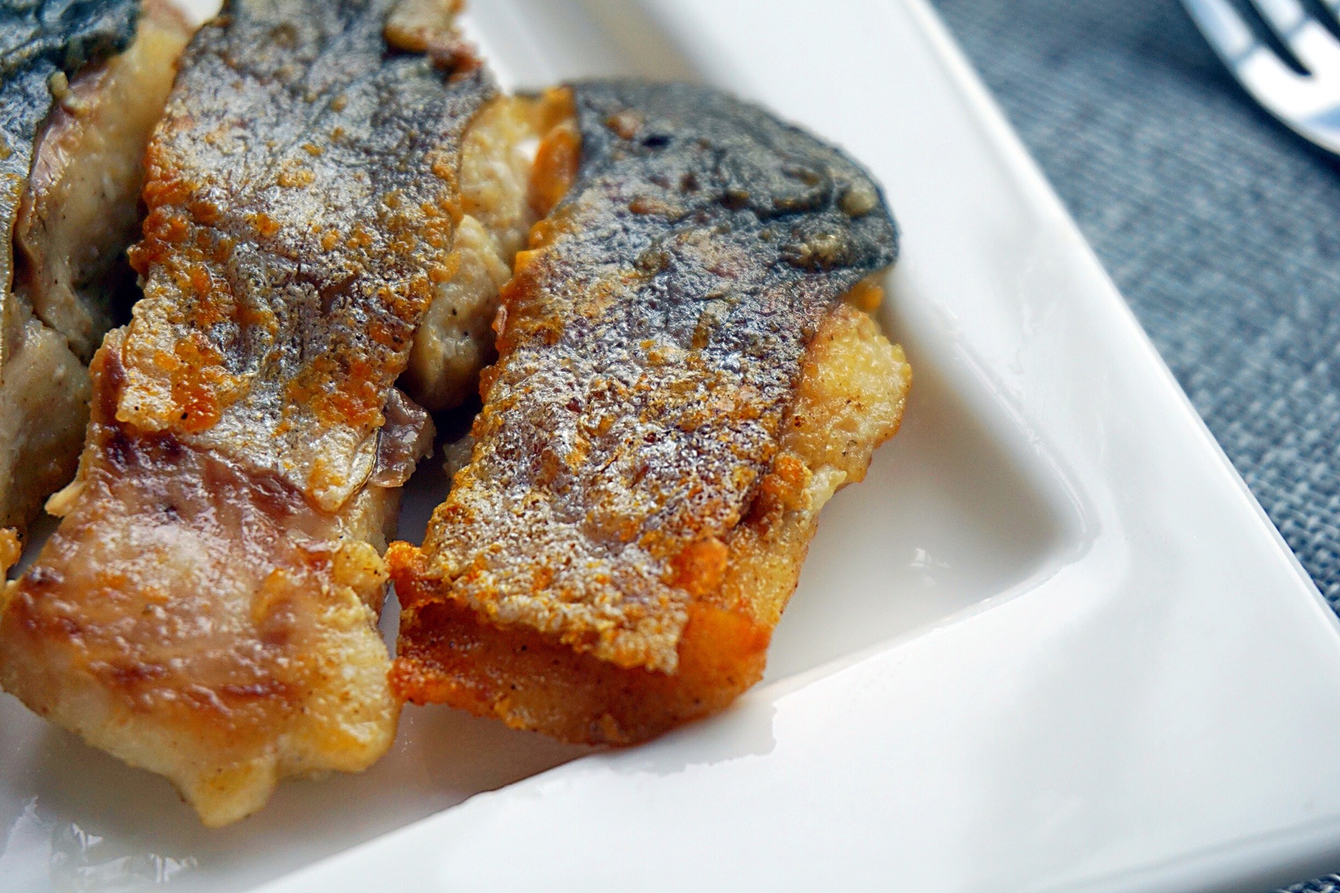 正宗剁椒鱼片的做法，三个要点要记牢，鱼肉鲜美一点没有土腥味！_草鱼