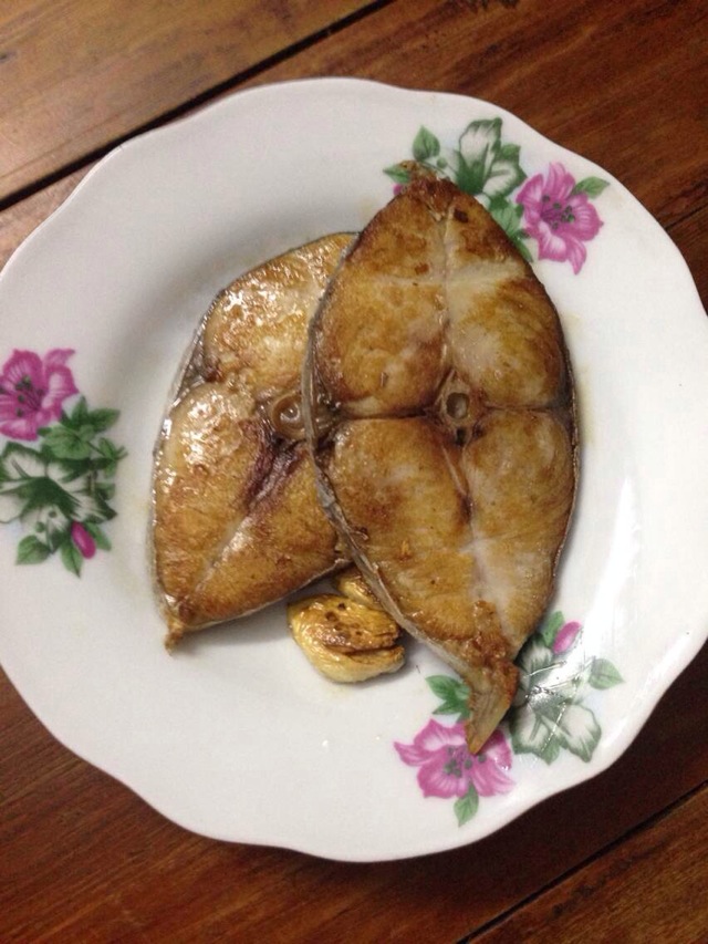 香煎马鲛鱼怎么做_香煎马鲛鱼的做法_豆果美食