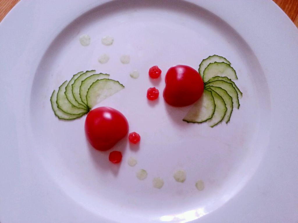 西红柿炒黄瓜怎么做_西红柿炒黄瓜的做法_豆果美食