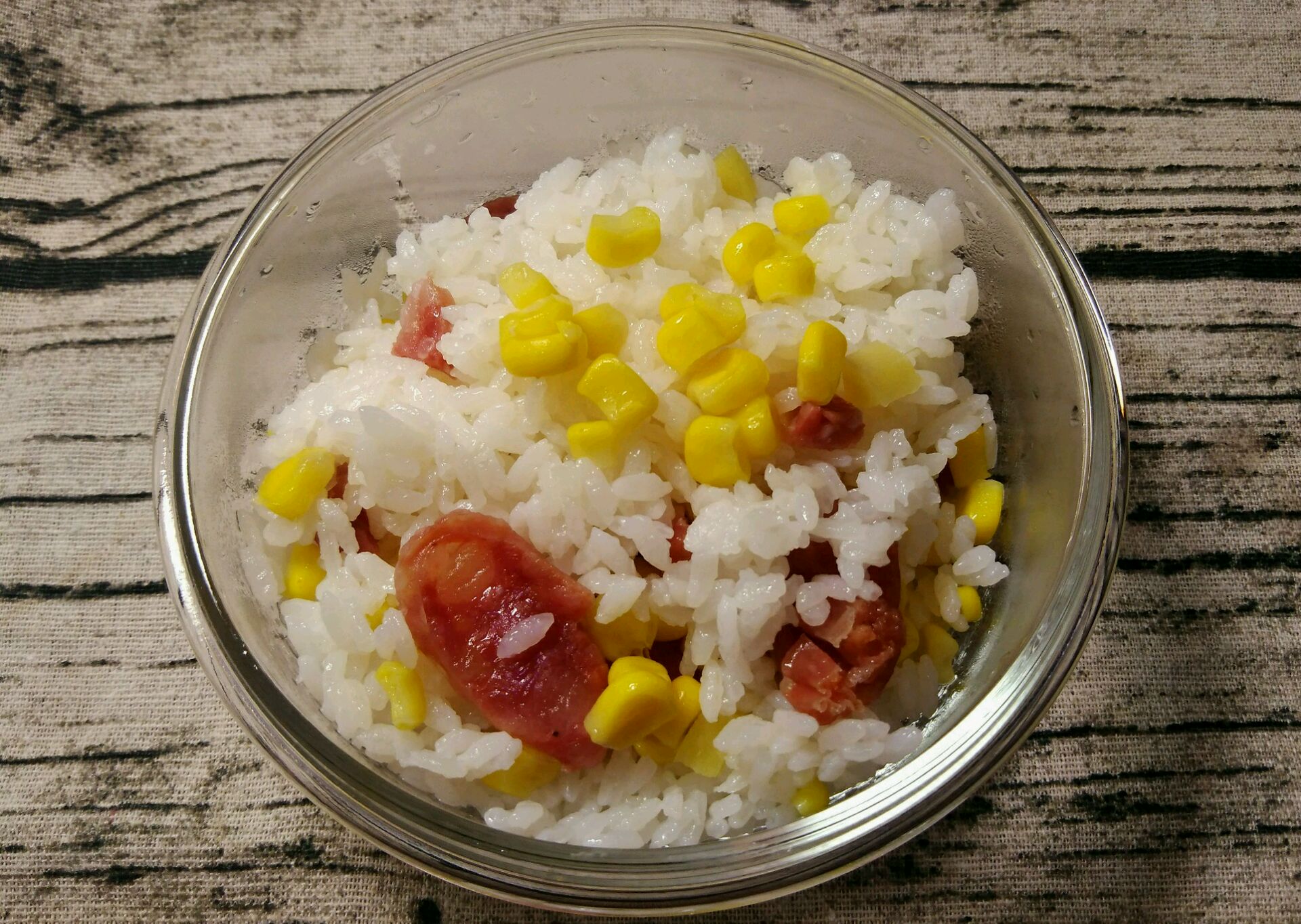 腊肠玉米焖饭饭饭的做法图解4