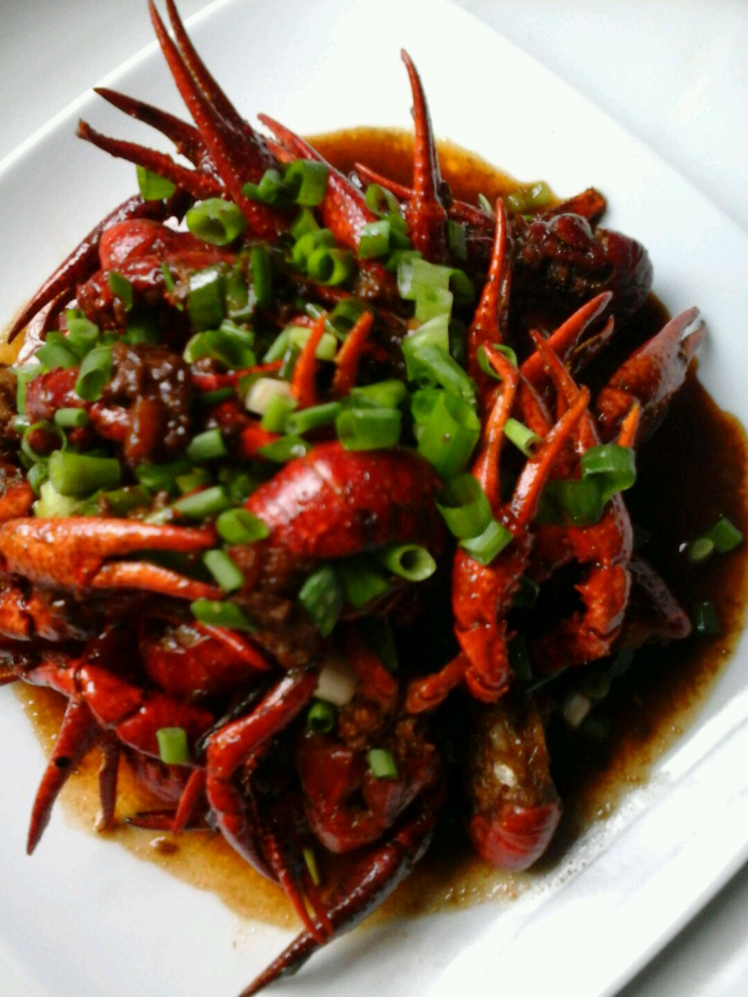 当你吃腻了重口味的小龙虾烧法，就来试试这款做法吧！你准喜欢