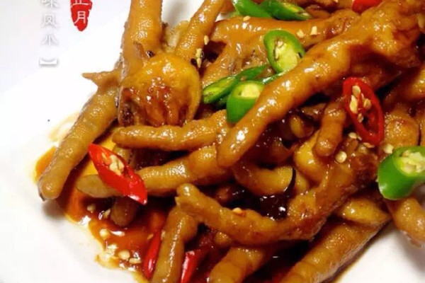 驴肉:配菜(中级)时间:30~60分钟难度鸡爪1斤主料3个辣椒火烧驴肉用什么料图片