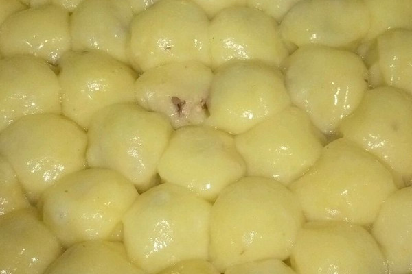 ճ