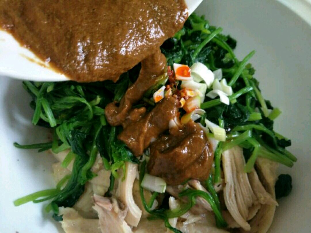 凉拌鸡肉菠菜#单挑夏天